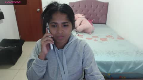 Kiara online show from December 8, 2024, 10:36 pm