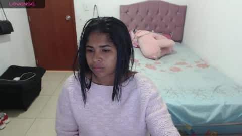 Kiara online show from December 19, 2024, 3:19 pm