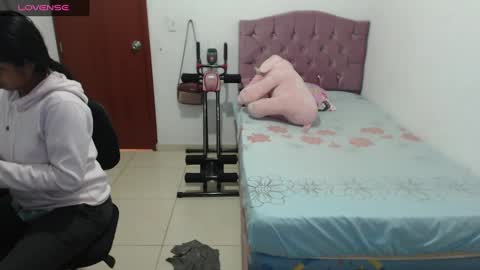 Kiara online show from December 24, 2024, 8:05 pm