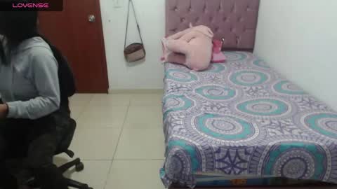 Kiara online show from February 1, 2025, 2:37 am