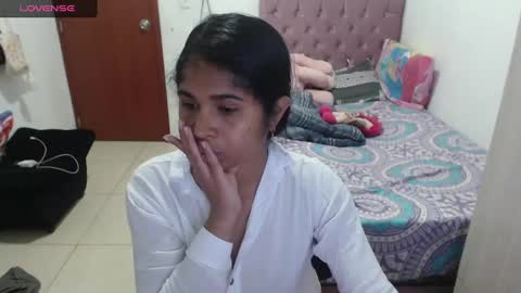 Kiara online show from March 6, 2025, 2:09 am