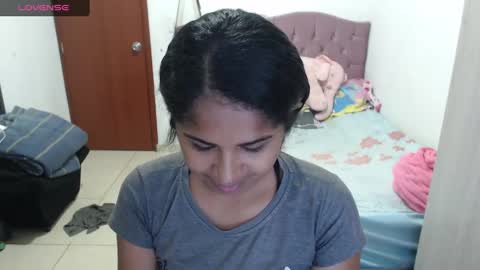 Kiara online show from October 7, 2025, 2:53 am