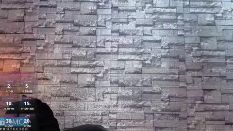 Kiara Zahiri online show from December 4, 2025, 10:46 am