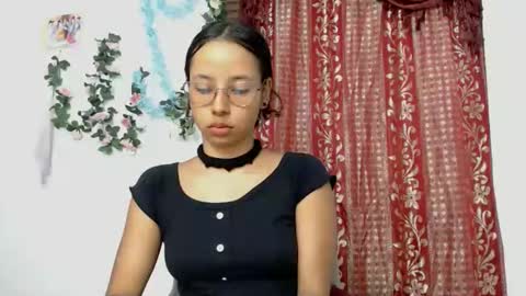 kiaralenon online show from February 22, 2026, 12:01 am