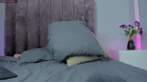 Sara Palacios online show from January 11, 2025, 8:43 pm