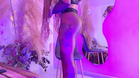 kiaratentation online show from September 27, 2025, 8:03 pm