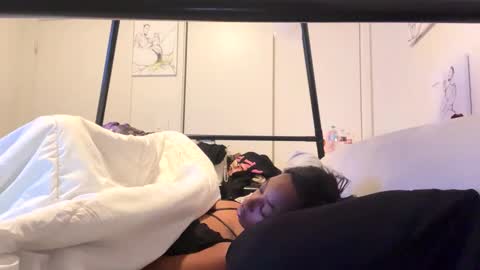 HunneysPlayRoom online show from December 13, 2024, 11:55 am