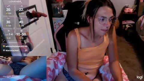 Snapshot of kierbearkisses chatting on October 1, 2025, 2:17 am Kiersten online show from October 1, 2025, 2:17 am