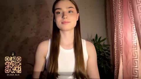 Ola my name is Lissa  Lets hit 10 Thumbs Up together   online show from February 1, 2026, 4:49 pm