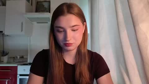 Snapshot of kierstentates chatting on May 17, 2026, 1:51 pm Ola my name is Lissa Lets hit 10 Thumbs Up together online show from May 17, 2026, 1:51 pm