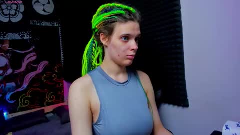 Kiki online show from October 12, 2025, 10:25 am