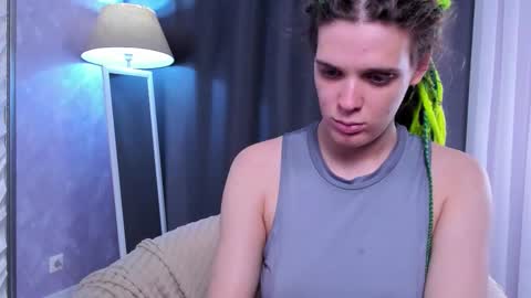 Kiki online show from October 18, 2025, 10:05 am