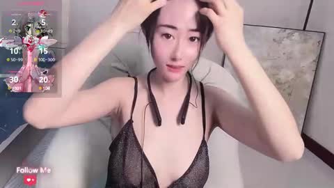 Snapshot of kiki_loveu chatting on February 13, 2025, 6:09 am kiki_loveu online show from February 13, 2025, 6:09 am