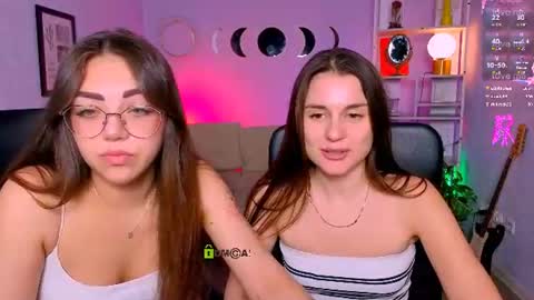 Snapshot of kiki_swan chatting on June 13, 2026, 7:12 pm kiki_swan online show from June 13, 2026, 7:12 pm