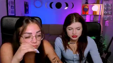 Snapshot of kiki_swan chatting on July 6, 2026, 7:16 pm kiki_swan online show from July 6, 2026, 7:16 pm