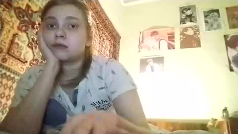 kikibang_ online show from March 5, 2026, 6:26 pm