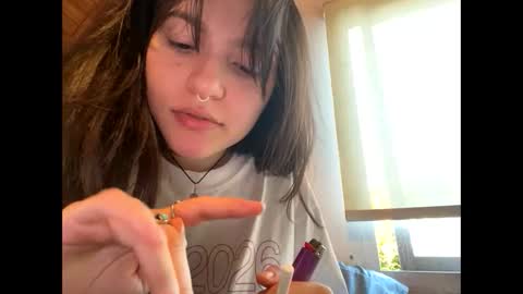kikilove15 online show from May 14, 2026, 7:53 pm
