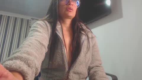 killey online show from March 6, 2025, 12:21 am