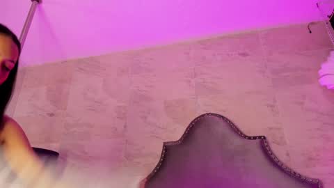 cherry  online show from April 21, 2026, 3:13 am