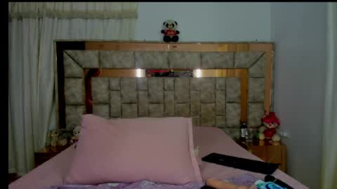 Snapshot of kim786_ chatting on July 23, 2026, 1:58 am Kim online show from July 23, 2026, 1:58 am