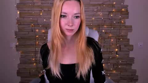 kim_boyd online show from February 24, 2025, 11:10 am