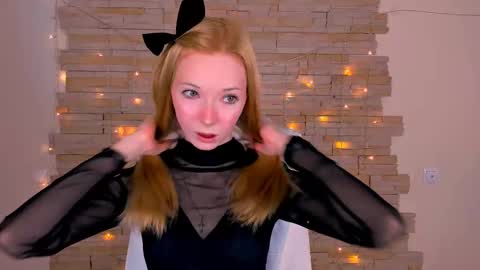 kim_boyd online show from March 10, 2025, 12:04 pm