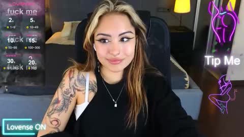 Kim online show from September 14, 2025, 6:56 am