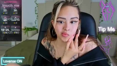 Kim online show from October 18, 2025, 8:26 am