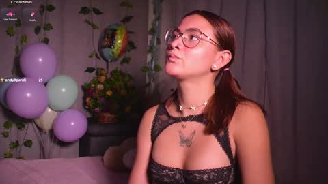 ISABELLA 3 online show from January 31, 2025, 6:57 am