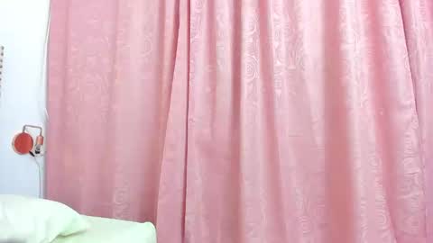 kim_eli online show from January 29, 2025, 11:46 pm