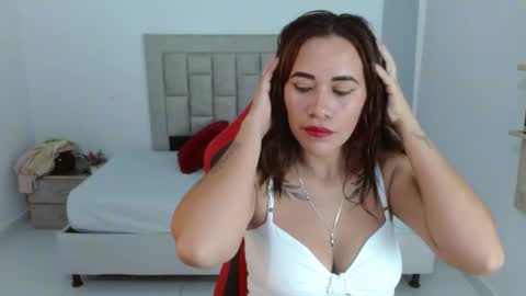 Kimberly online show from November 27, 2025, 8:00 pm