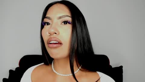 kim_mouth17 online show from June 5, 2026, 6:52 am