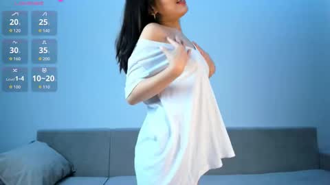 Su A online show from October 12, 2025, 1:43 pm