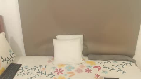 DANIELA online show from December 14, 2025, 3:34 am