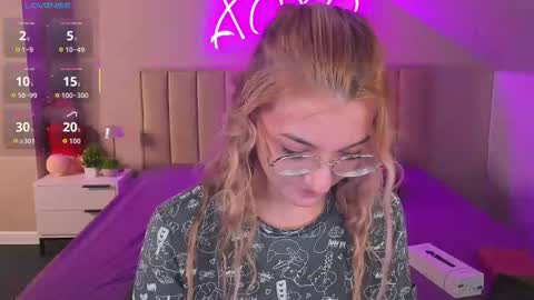 Snapshot of kimberlly_smith chatting on November 30, 2025, 1:20 am kimberlly_smith online show from November 30, 2025, 1:20 am