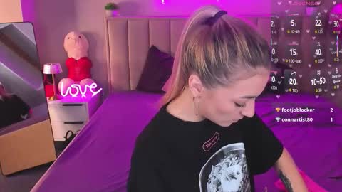 Snapshot of kimberlly_smith chatting on March 4, 2026, 12:05 am kimberlly_smith online show from March 4, 2026, 12:05 am