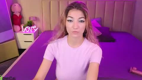 Snapshot of kimberlly_smith chatting on July 15, 2026, 11:43 pm kimberlly_smith online show from July 15, 2026, 11:43 pm