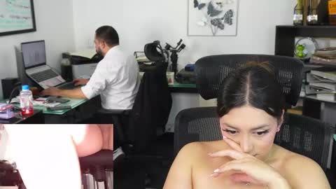 Kimberly 1200-1900 GMT-5 online show from December 5, 2024, 11:40 pm