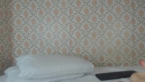 Kimberly online show from February 21, 2025, 2:28 am