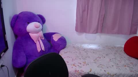 Kim online show from September 12, 2025, 12:27 pm