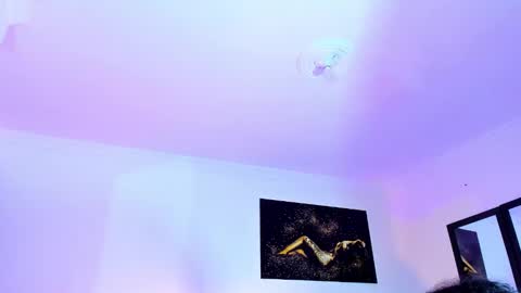 Kimberly Banks online show from March 2, 2025, 2:30 am