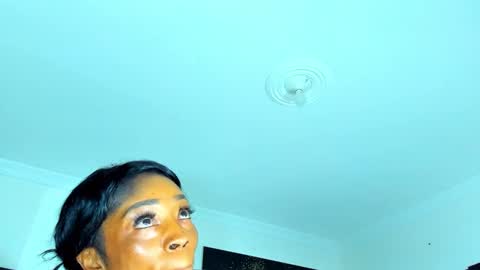 Kimberly Banks online show from February 10, 2026, 9:57 am