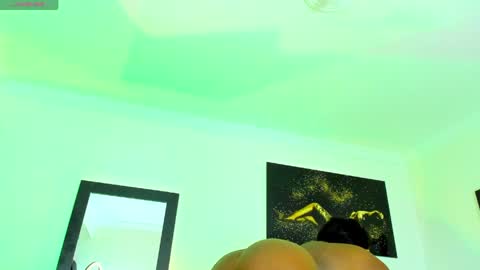 Kimberly Banks online show from April 20, 2026, 8:10 pm