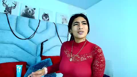 kimberlyfox_t online show from June 19, 2026, 1:26 pm