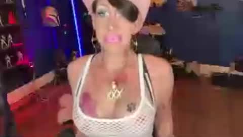 Snapshot of kimberlynnhaven chatting on June 20, 2026, 6:33 pm Kimber Haven online show from June 20, 2026, 6:33 pm