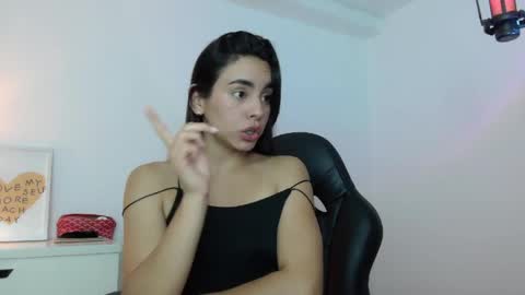 CAMI online show from April 28, 2026, 1:37 am