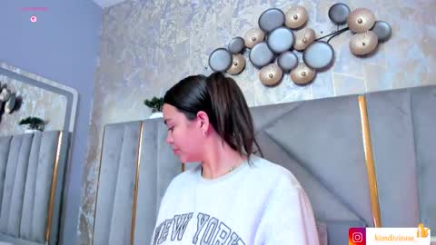  KIM  online show from October 4, 2025, 3:26 am