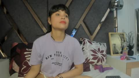 Kimy online show from April 14, 2026, 2:01 pm