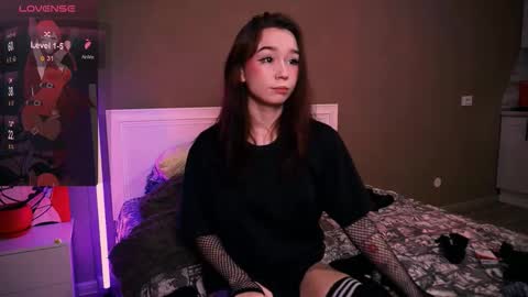 Kimiko online show from October 10, 2025, 10:25 am