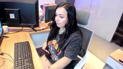 Camila online show from January 14, 2026, 12:55 pm